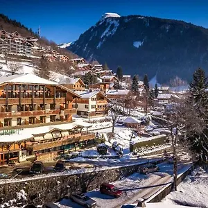 & Le Dahu **** Morzine